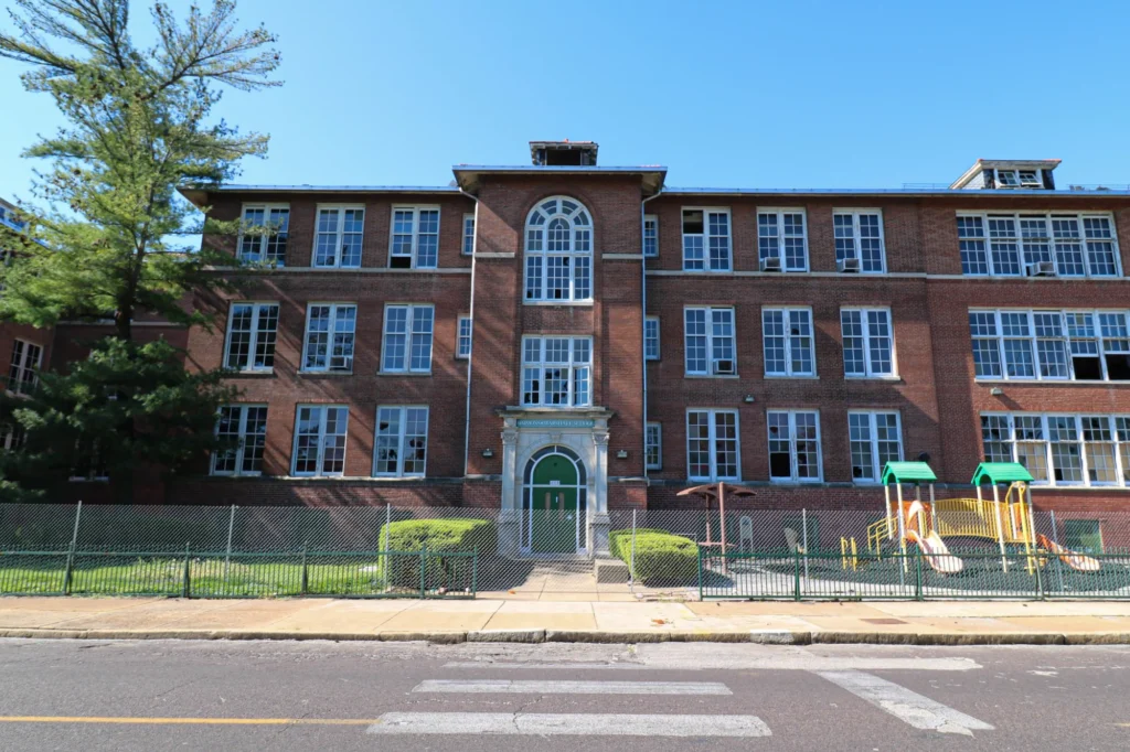 Simmons School Cleanup